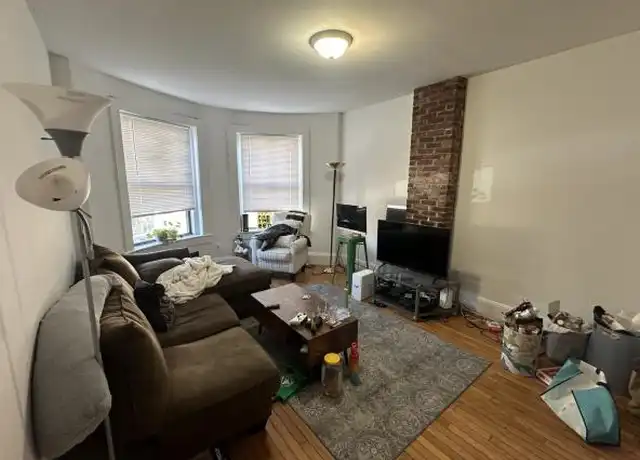 Property at 878 Huntington Ave, Boston, MA, 02115, 4 beds, 2 baths, [object Object]