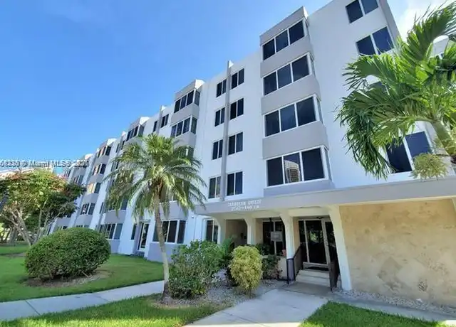 Property at 250 180th Dr #203, Sunny Isles Beach, FL, 33160, 1 bed, 1.5 baths, [object Object]