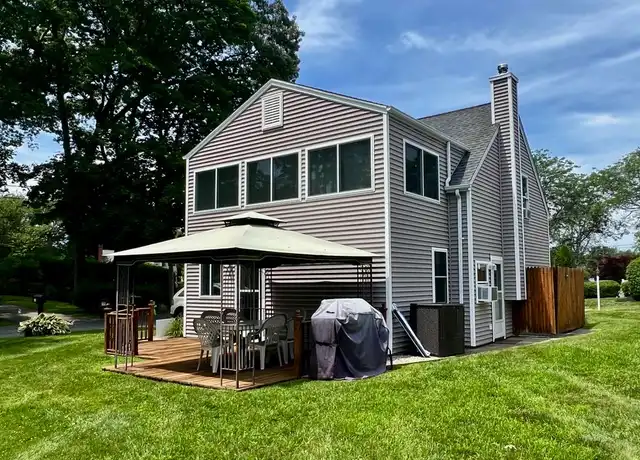 Property at 12 Elm Ave, Westbrook, CT, 06498, 3 beds, 2 baths, [object Object]