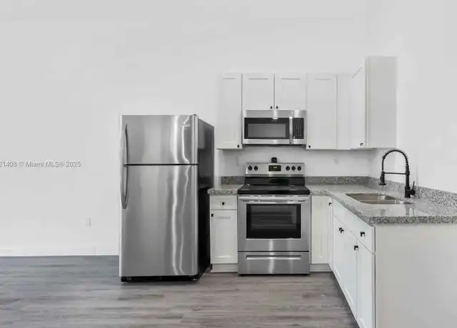 Property at 11 NE 1st Ave, Hallandale Beach, FL, 33009, 3 beds, 2 baths, [object Object]
