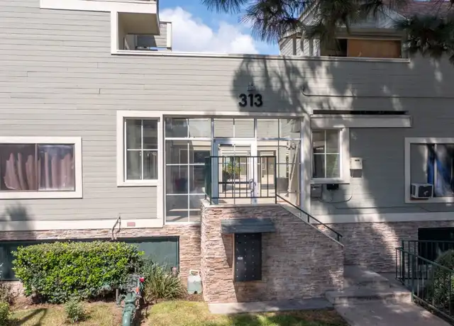 Property at 313 E Pine St Unit 18, Santa Ana, CA, 92701, 2 beds, 1.5 baths, [object Object]