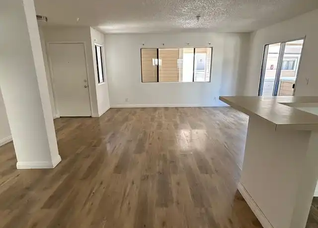 Property at 313 E Pine St Unit 18, Santa Ana, CA, 92701, 2 beds, 1.5 baths, [object Object]