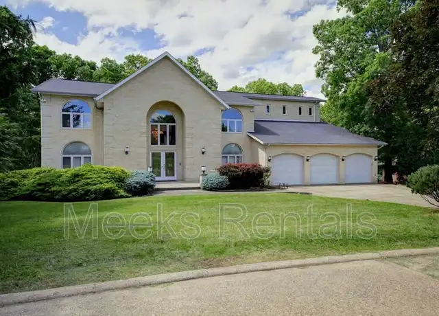 Property at 30 Bridlewood Rd, Charleston, WV, 25314, 4 beds, 4.5 baths, [object Object]