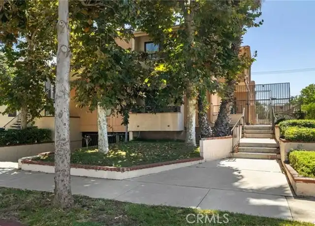 Property at 608 Hawthorne St Unit D, Glendale, CA, 91204, 3 beds, 2.5 baths, [object Object]