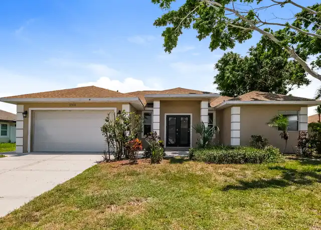 Property at 2303 14th St W, Palmetto, FL, 34221, 4 beds, 2 baths, [object Object]