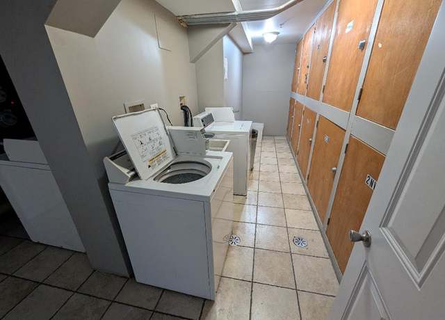 Photo of 7829 Rutherford Ave Unit 2NE, Burbank, IL 60459