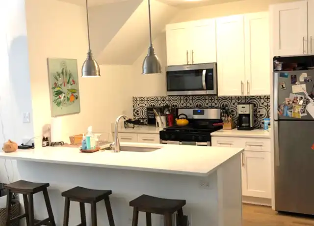 Property at 1520 W 18th Pl Unit 1F, Chicago, IL, 60608, 2 beds, 2 baths, [object Object]