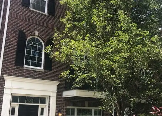 Property at 11705 Chant Ln, Zionsville, IN, 46077, 2 beds, 2.5 baths, [object Object]