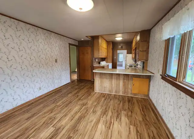 Property at 224 E Broadway St, Covington, OH, 45318, 3 beds, 1 bath, [object Object]