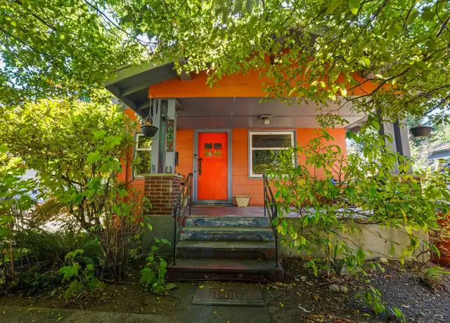 Property at 809 NE 71st St, Seattle, WA, 98115, 4 beds, 2 baths, [object Object]