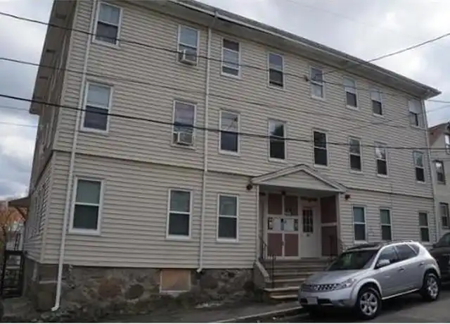Property at 28 Hillis Rd Unit 3, Hyde Park, MA, 02136, 4 beds, 1 bath, [object Object]