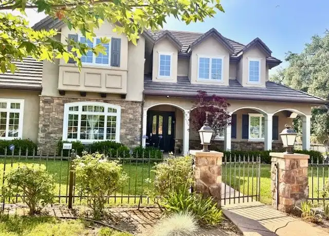 Property at 4504 Viro Rd, La Canada Flintridge, CA, 91011, 3 beds, 3.5 baths, [object Object]