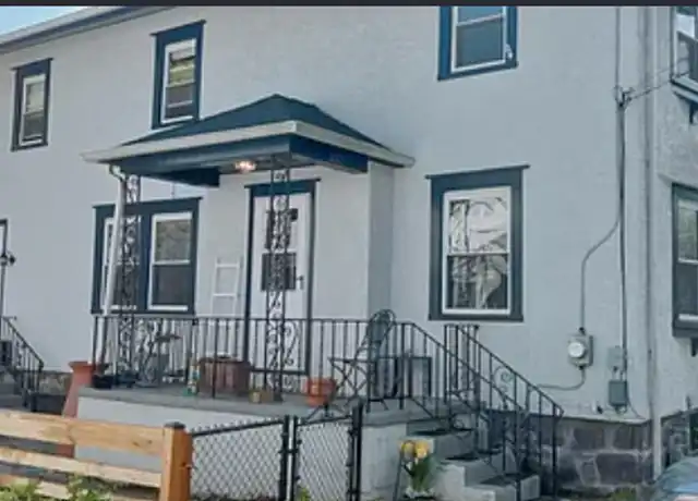 Property at 232 Willow Ave, Wayne, PA, 19087, 3 beds, 1 bath, [object Object]