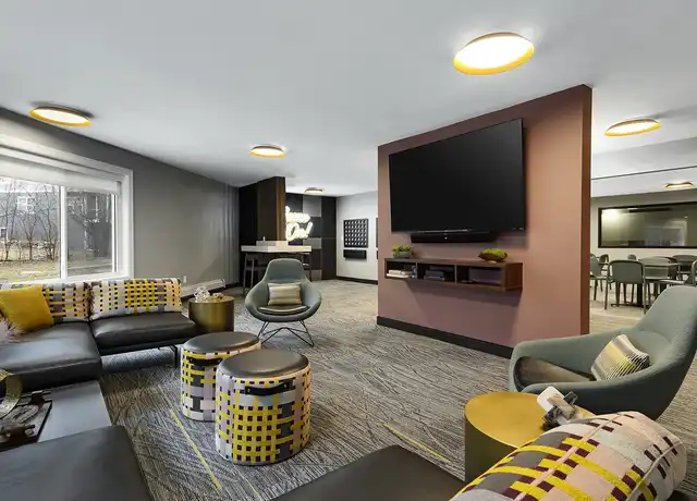 Property at Cedars Lakeside - 2800 Rustic Pl, Saint Paul, MN, 55117, 0-2 beds, 1-2 bath, [object Object]