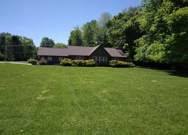 Property at 6969 Chari Dr, Hillsboro, OH, 45133, 3 beds, 2 baths, [object Object]