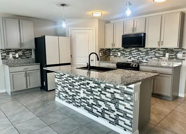 Property at 16758 Carlton Pond St, Wimauma, FL, 33598, 4 beds, 2 baths, [object Object]