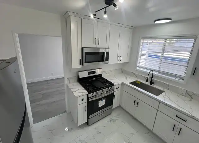 Property at The Montville - 3701 Montclair St, Los Angeles, CA, 90018, 1 bed, 1 bath, [object Object]
