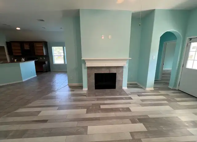 Property at 70 N Forrest Ave, La Porte, TX, 77571, 3 beds, 2 baths, [object Object]