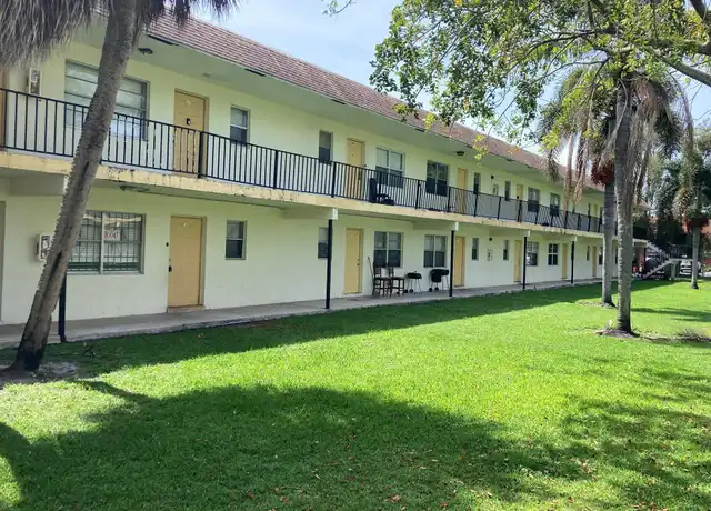 Property at 4160 NW 21st St Unit G107, Lauderhill, FL, 33313, 2 beds, 1 bath, [object Object]