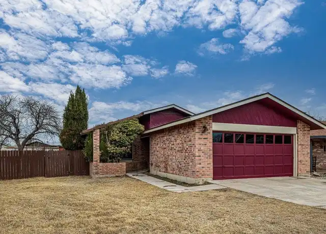Property at 122 Garden Crest Cir, Del Rio, TX, 78840, 2 beds, 2 baths, [object Object]