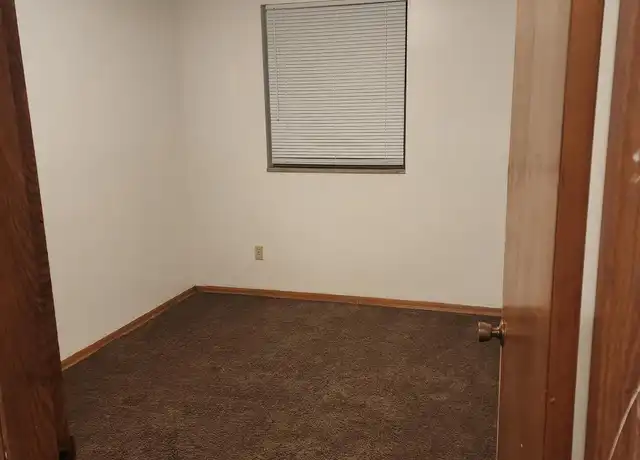 Property at 365 S Yale Ave, Columbus, OH, 43223, 2 beds, 1 bath, [object Object]