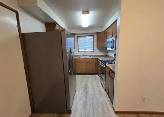Property at 237 SE Clay St Unit 3, Dallas, OR, 97338, 2 beds, 1 bath, [object Object]