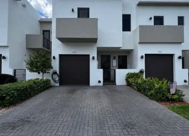 Property at 492 SW 91st Pl, Miami, FL, 33174, 4 beds, 3.5 baths, [object Object]