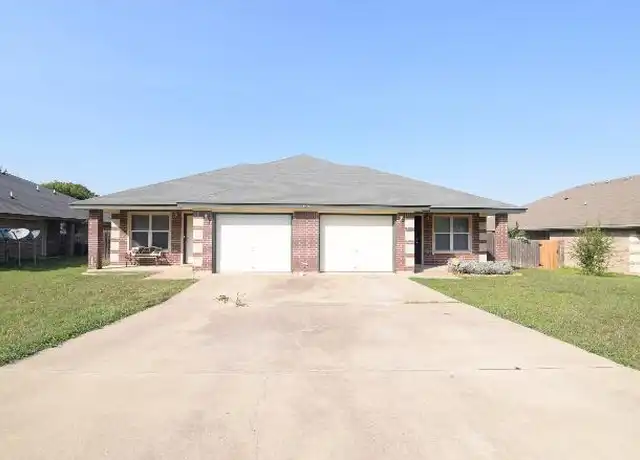 Property at 215 W Arlo Rd, Harker Heights, TX, 76548, 3 beds, 2 baths, [object Object]