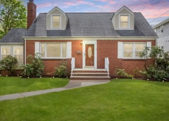 Property at 208 N 16th St, Kenilworth, NJ, 07033, 4 beds, 2 baths, [object Object]