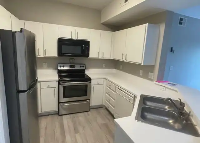 Property at 2025 Erving Cir, Ocoee, FL, 34761, 2 beds, 1 bath, [object Object]