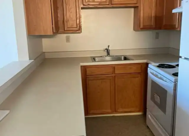 Property at 1001 Pennington Rd, Ewing Township, NJ, 08618, 1 bed, 1 bath, [object Object]