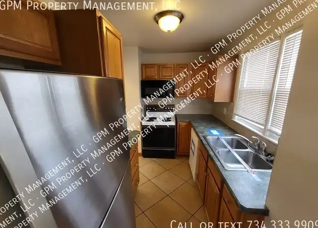 Property at 14641 Russell Ave, Allen Park, MI, 48101, 3 beds, 1 bath, [object Object]