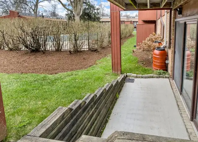 Property at 2118 Pauline Blvd #110, Ann Arbor, MI, 48103, 2 beds, 1 bath, [object Object]