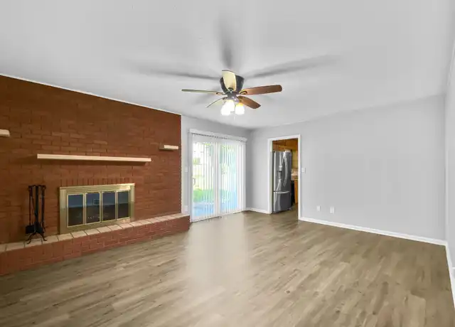 Property at 3908 Stonewall Ave, Independence, MO, 64055, 3 beds, 2 baths, [object Object]