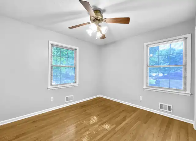 Property at 3908 Stonewall Ave, Independence, MO, 64055, 3 beds, 2 baths, [object Object]