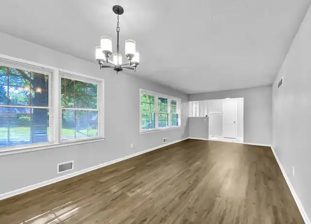 Property at 3908 Stonewall Ave, Independence, MO, 64055, 3 beds, 2 baths, [object Object]