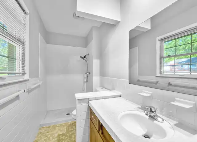 Property at 3908 Stonewall Ave, Independence, MO, 64055, 3 beds, 2 baths, [object Object]