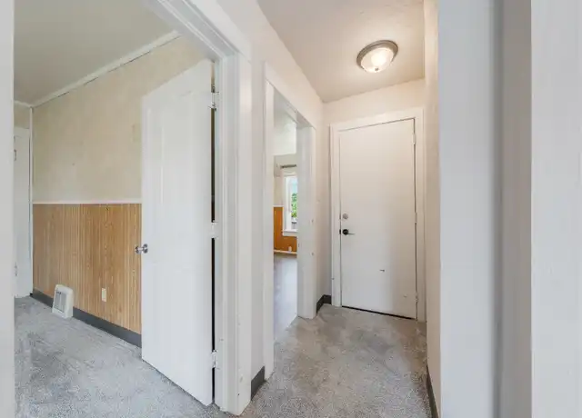 Property at 142 N Main St, Kimberly, WI, 54136, 2 beds, 1 bath, [object Object]