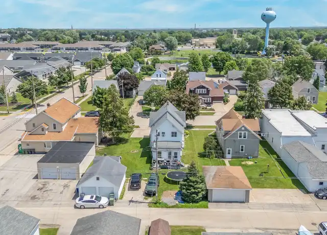 Property at 142 N Main St, Kimberly, WI, 54136, 2 beds, 1 bath, [object Object]