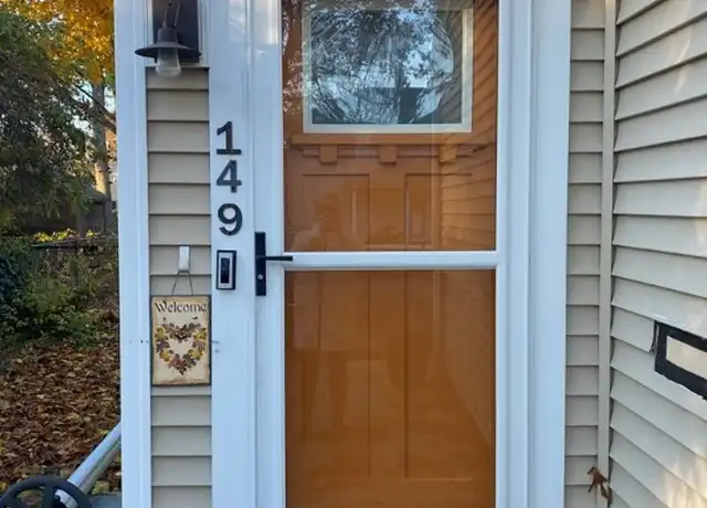 Property at 149 Riverside Dr, Riverside, RI, 02915, 1 bed, 1.5 baths, [object Object]