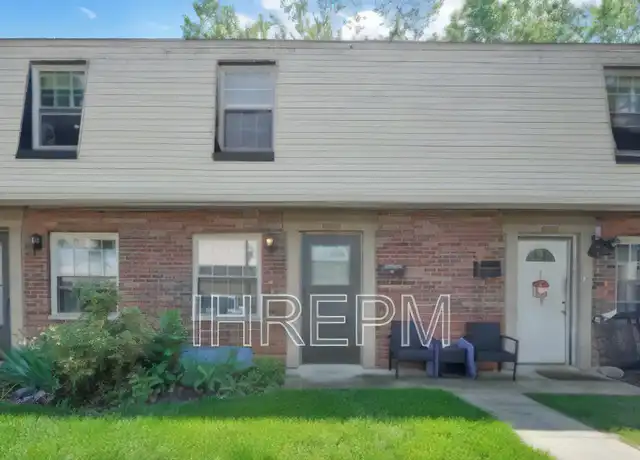 Property at 4243 Morsetowne Ct W, Columbus, OH, 43224, 2 beds, 1 bath, [object Object]