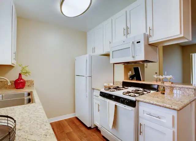 Property at 2132 Blossom Ln, La Verne, CA, 91750, 1 bed, 1 bath, [object Object]