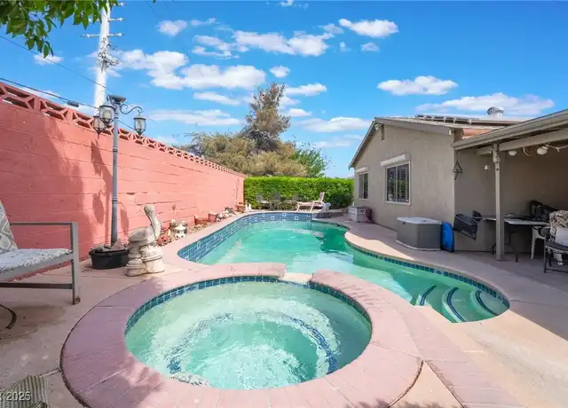 Property at 7250 Clearwater Cir, Las Vegas, NV, 89147, 3 beds, 2 baths, [object Object]