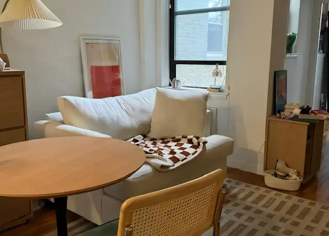 Property at 423 E 83rd St Unit 3C, New York, NY, 10028, 1 bed, 1 bath, [object Object]