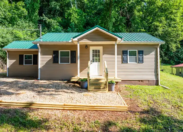 Property at 4516 Sevierville Pike, Knoxville, TN, 37920, 2 beds, 1 bath, [object Object]