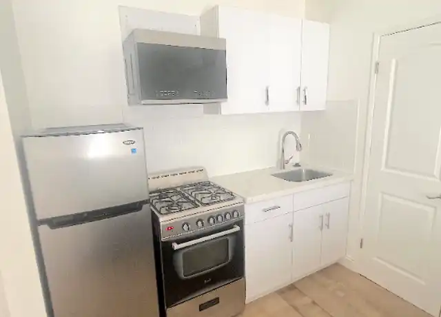 Property at 1444 15th St Unit 8, Santa Monica, CA, 90404, 0 beds, 1 bath, [object Object]