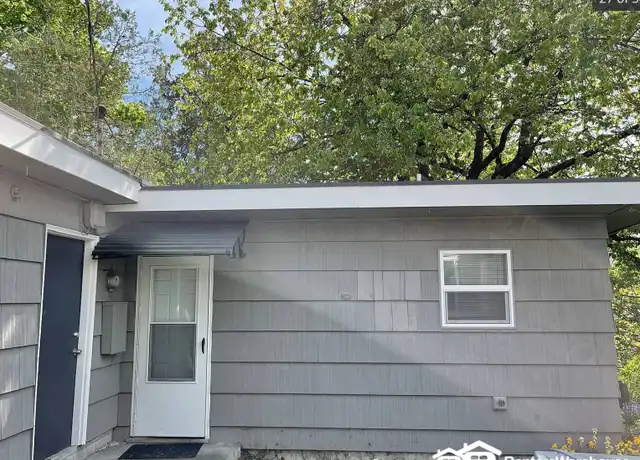 Property at 306 119th St S Unit B, Tacoma, WA, 98444, 1 bed, 1 bath, [object Object]