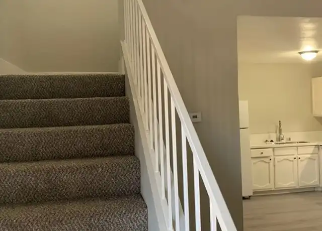 Property at 5187 Garden Ln, Las Vegas, NV, 89119, 1 bed, 1 bath, [object Object]