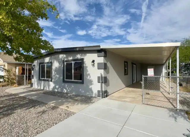 Property at 1420 Lakeside Dr, Bullhead City, AZ, 86442, 2 beds, 2 baths, [object Object]