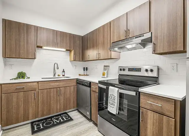 Property at Skye Oaks - 110 Summerfield Way, Brandon, FL, 33510, 1 bed, 1 bath, [object Object]
